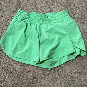 lululemon tracker shorts